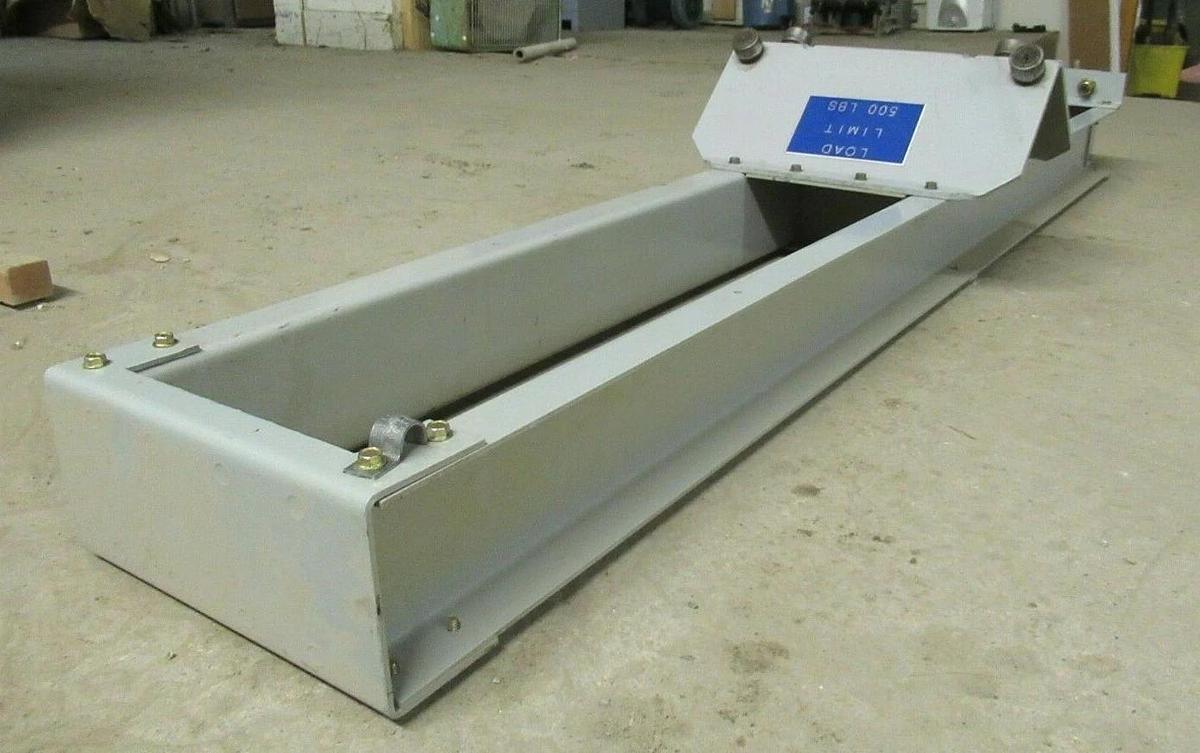 Used GENERAL ELECTRIC GE AKR BREAKER LIFTING DEVICE CRANE MOUNTING HOIST FRAME