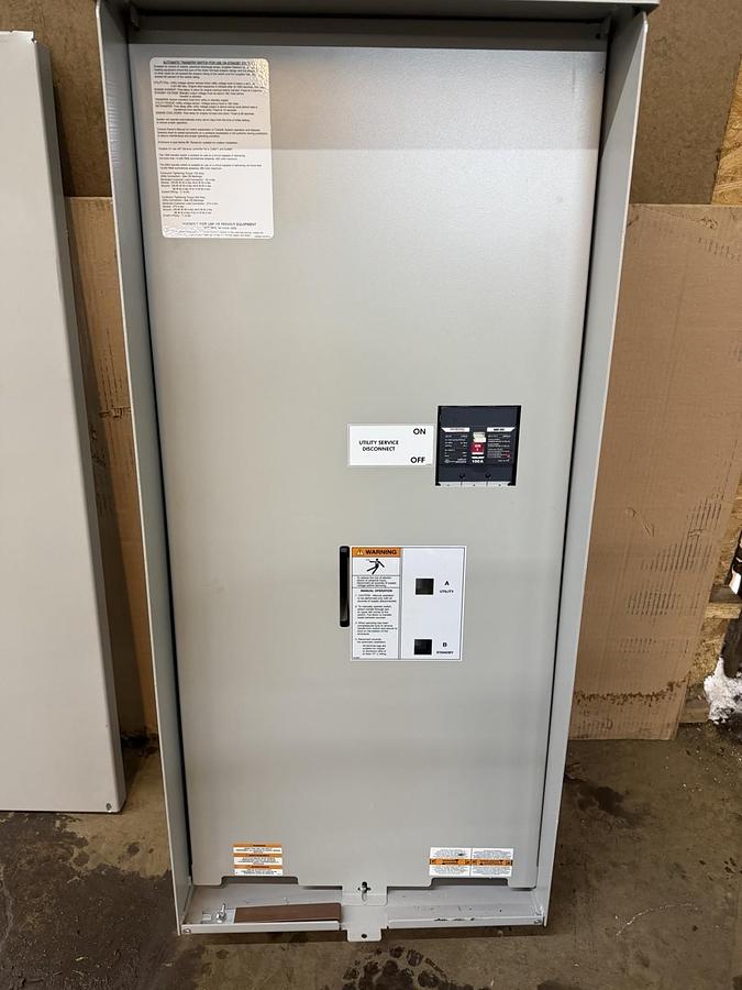 Used GENERAC AUTOMATIC TRANSFER SWITCH RTSW100G3 120/208V 100 AMP 60 HZ **WARRANTY**