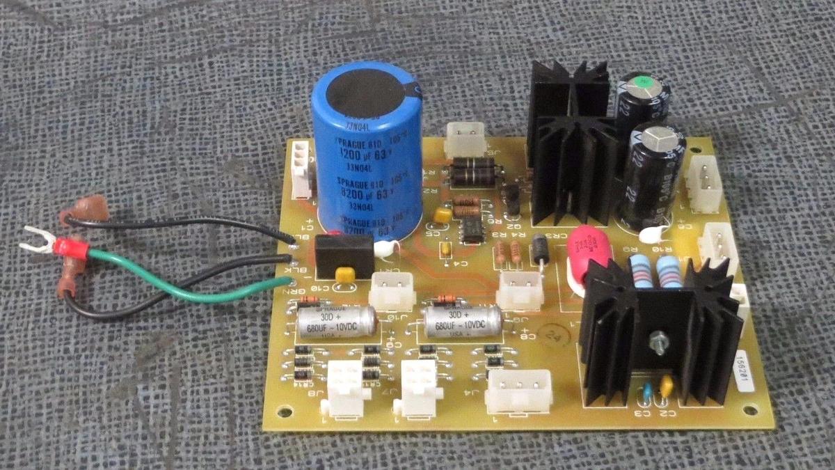 Used YORK CHILLER CONTROL CARD CIRCUIT BOARD MODEL/REVISON:  031-01094C000