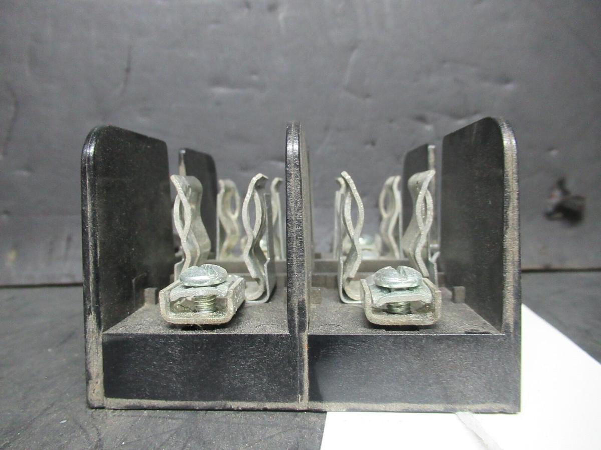 Used GOULD SHAWMUT FUSE BLOCK 60327J 600 VOLT 30 AMP CLASS J FUSES 2-POLE