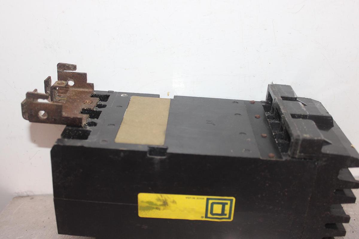 Used SQUARE D I-LINE CIRCUIT BREAKER IK36200 200 AMP 600 VAC 3-POLE