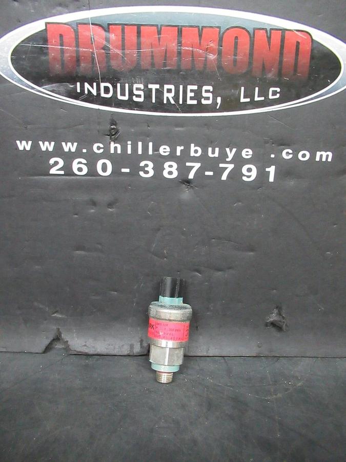 Used YORK DANFOSS PRESSURE TRANSDUCER 025-28678-006 300 PSIS 5 VDC **WARRANTY**