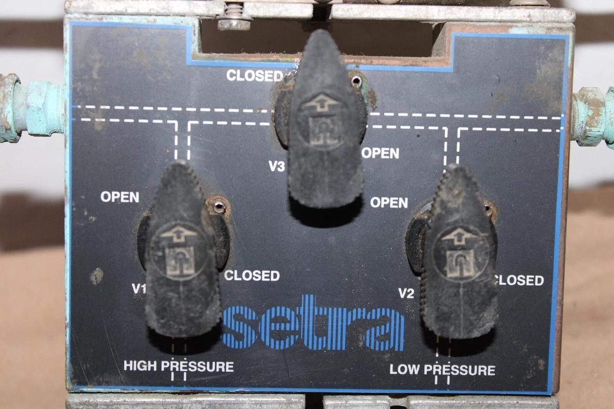 Used SETRA PRESSURE TRANSDUCER 2301050PD3V2DB 0-50 PSID 9-30 VDC *WARRANTY*