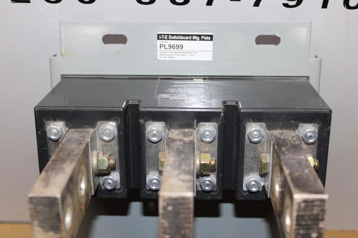 Used SIEMENS BREAKER MOUNT PL9699 PC5666 PLUG-IN ADAPTER 1200 AMP 600 VAC