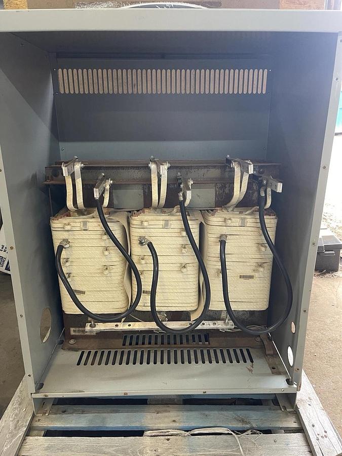 Used GE TRANSFORMER 9T83B3875G13 112.5 KVA 3-PHASE 60 HZ PRI: 480V SEC: 208/120V