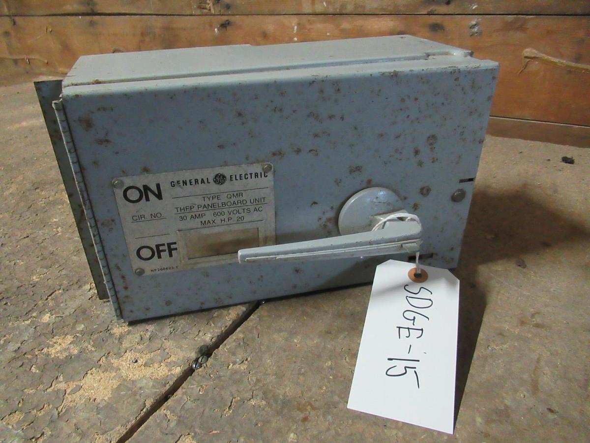 Used GENERAL ELECTRIC DISCONNECT THFP361L 600V 3 PHASE 30A TYPE 1 20HP **WARRANTY**