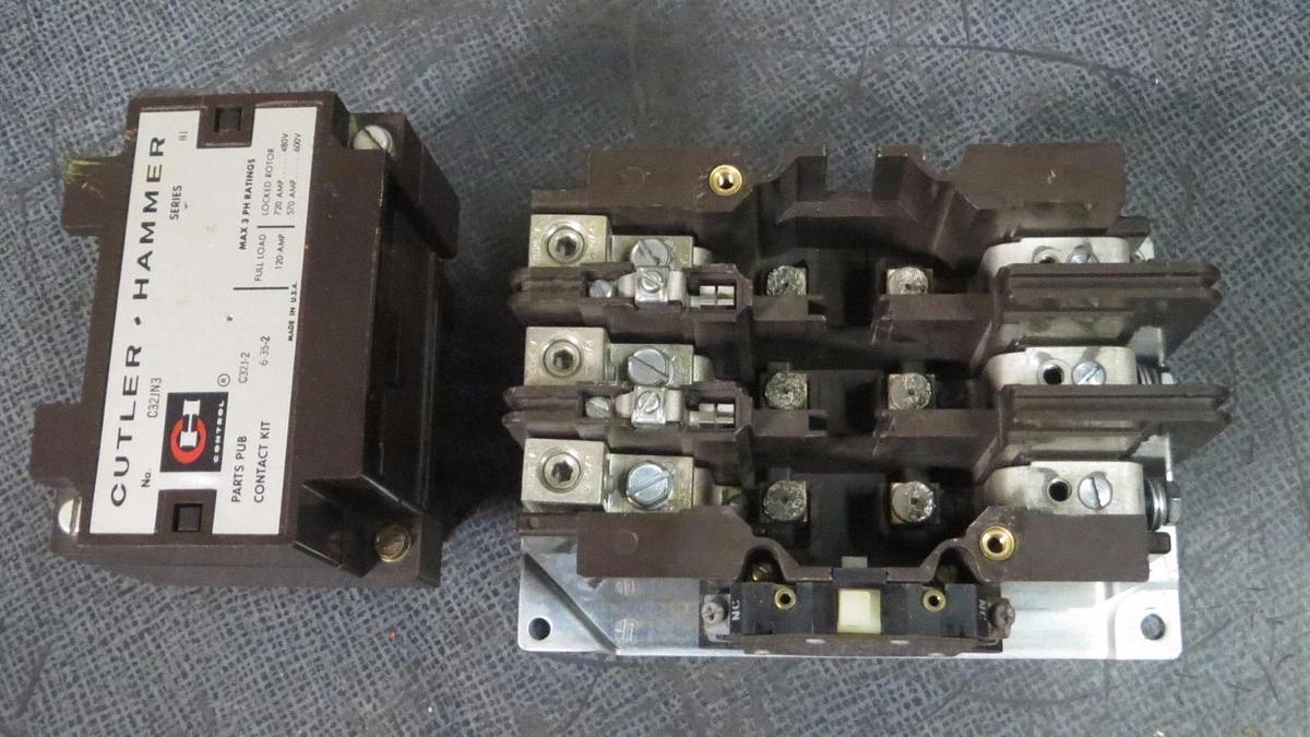 Used CUTLER HAMMER CONTACTOR 120 AMP, 3 PH, 600 V WITH 480V COIL MODEL: C32JN3