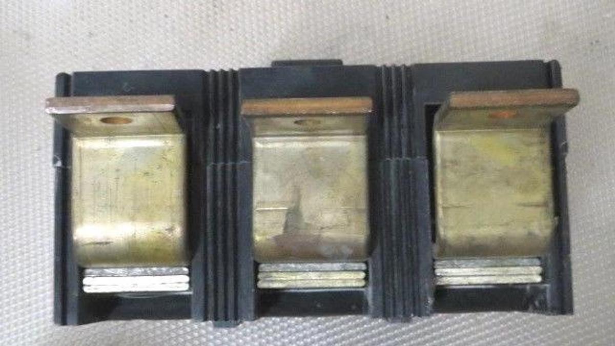 Used CUTLER HAMMER MOLDED CASE SWITCH LN360600A 600 AMP 600 VAC 3-POLE *WARRANTY*