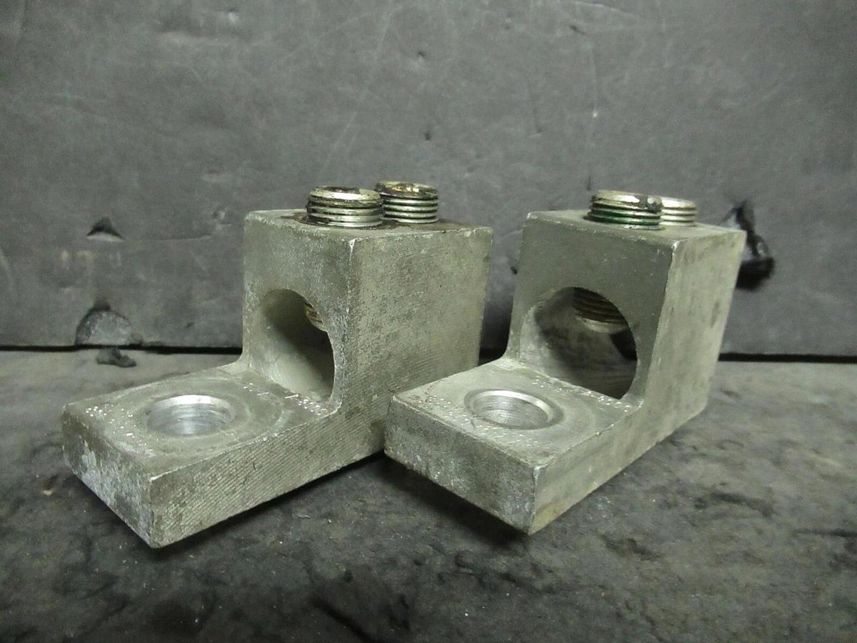 Used (2 QTY) SQUARE D A-800S 1 SINGLE BARREL MECHANICAL CONNECTOR LUG TAP 800MCM 3/0