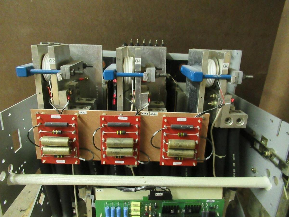 Used GE GENERAL ELECTRIC POWERBREAK 3200 AMP FUSE ROLLOUT TAK83FCB BREAKER STATIC