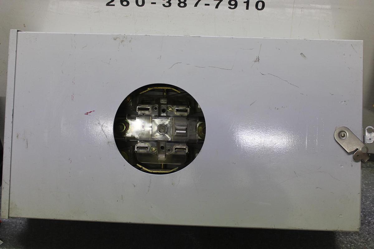 Used SIEMENS TALON WATER METER BASE 44005-02CN HQ-5SND 400 AMP MAX 600V 1-PHASE NEMA 3R