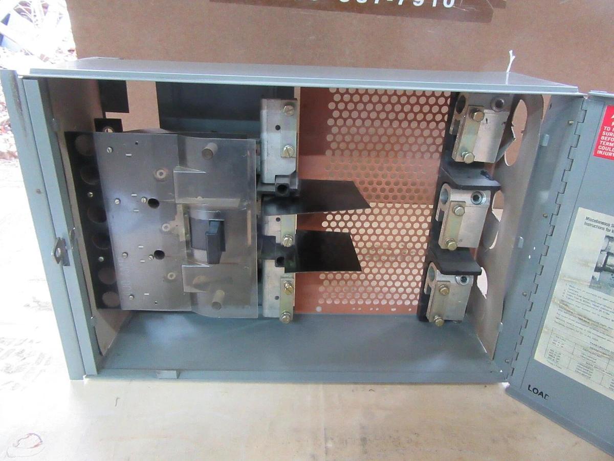 Used WETINGHOUSE FUSE PANELBOARD SWITCH FDP-365R 400 AMP 600 VAC 350 HP 3-POLE