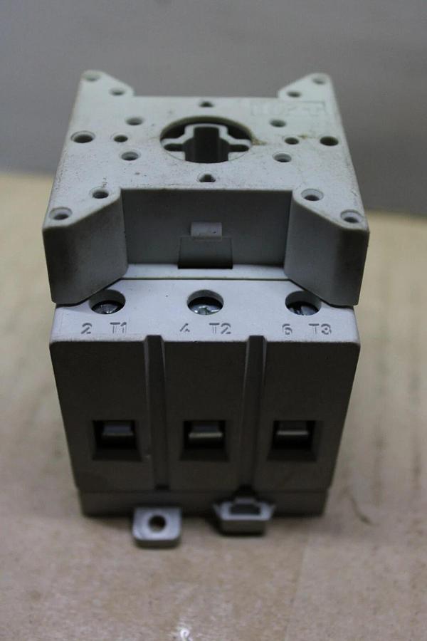 Used ALLEN BRADLEY LOAD SWITCH 194E-A63-1753 SER. B 600 VAC 63 AMP 3-PHASE 25 HP