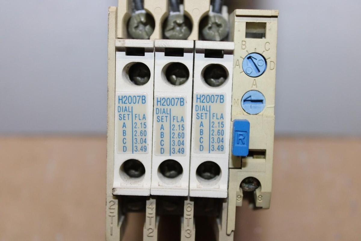 Used CUTLER HAMMER STARTER AE16CNS0 600 VAC 12 AMP 10 HP 3-POLE W/ C306DN3 OVERLOAD