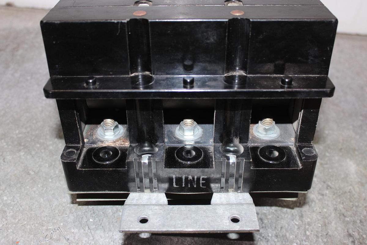 Used ITE CIRCUIT BREAKER FJ3-B150 150 AMP 600 VAC 3-POLE
