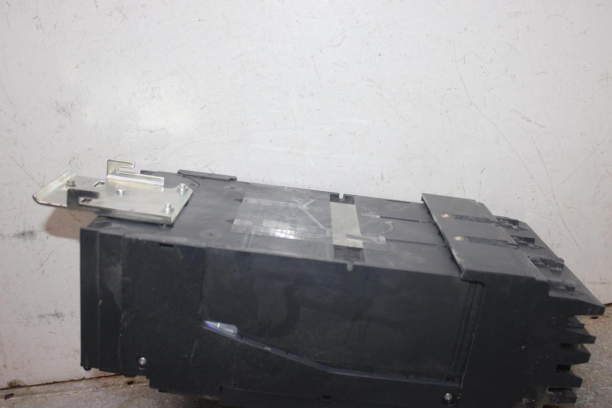Used SQUARE D I-LINE CIRCUIT BREAKER FA34100 SERIES 2 100 AMP 480 VAC 3-POLE