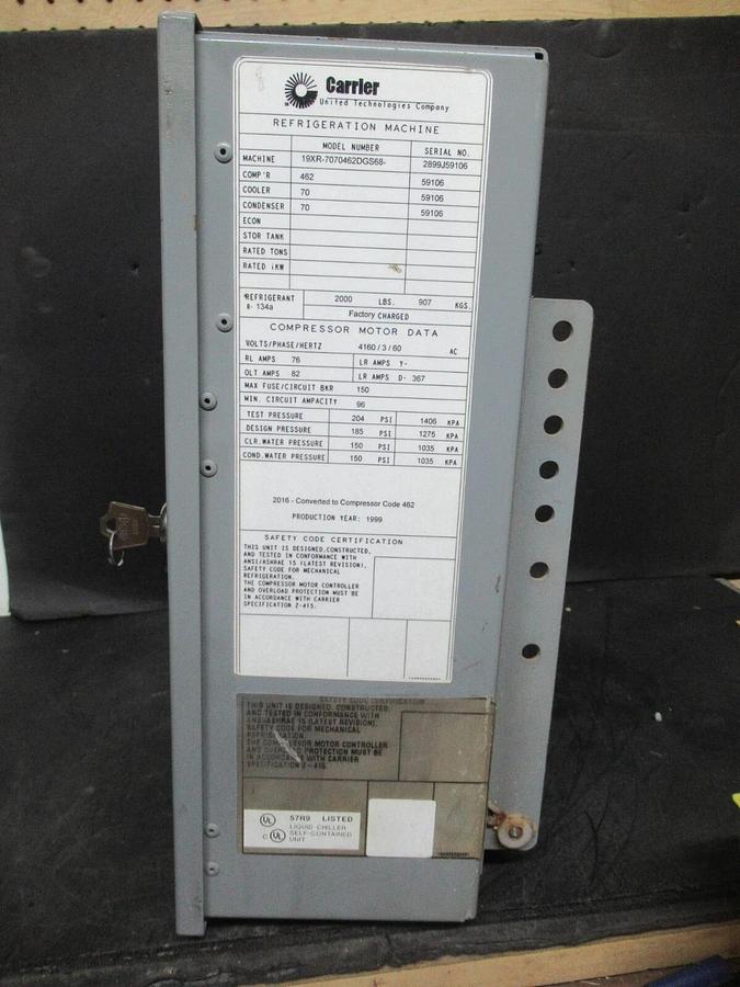 Used CARRIER CHILLER CONTROL INTERFACE PANEL 19XR-7070462DGS68 19XR04031531-19XR