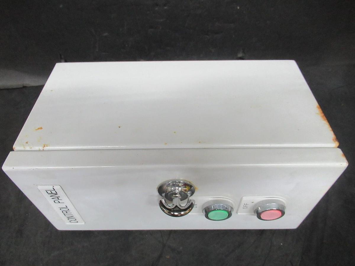 Used ENCLOSED TELEMECANIQUE STARTER LC1D16 W/ OVERLOAD RELAY LRD-076 25 AMP 600 V