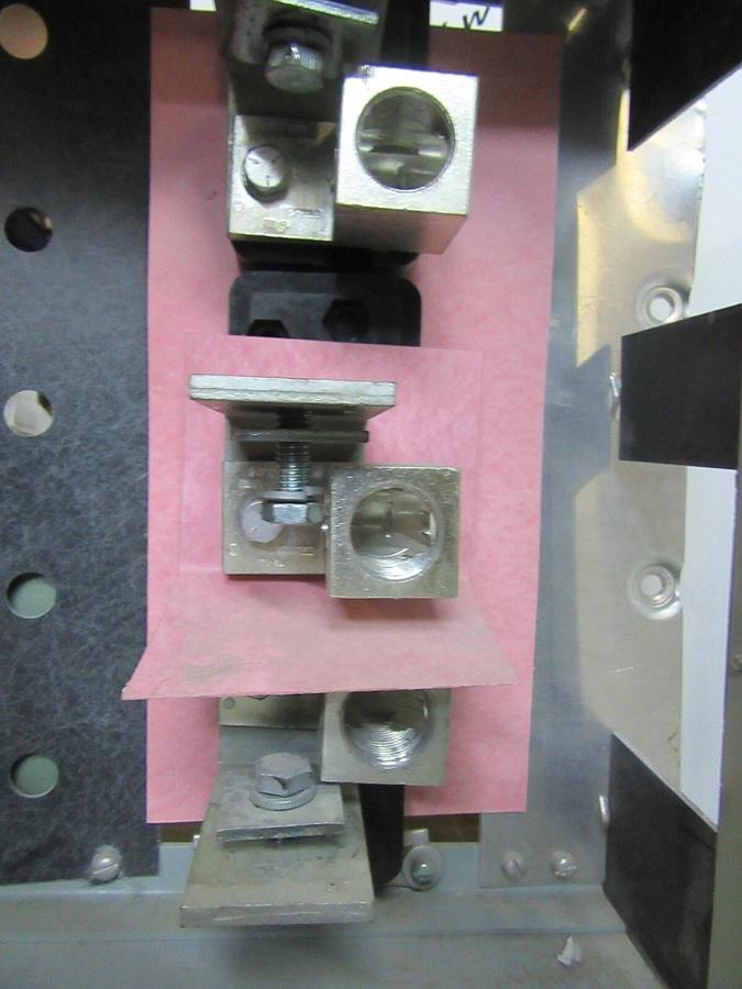 Used GE QMR PANELBOARD FUSIBLE DISCONNECT QMR365R 400 AMP 600 VAC 350 HP 3-PHASE