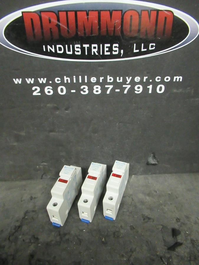 Used (3) 30 AMP 600 VAC 1 POLE FERRAZ SHAWMUT ULTRASAFE CLASS CC FUSE HOLDER USM11