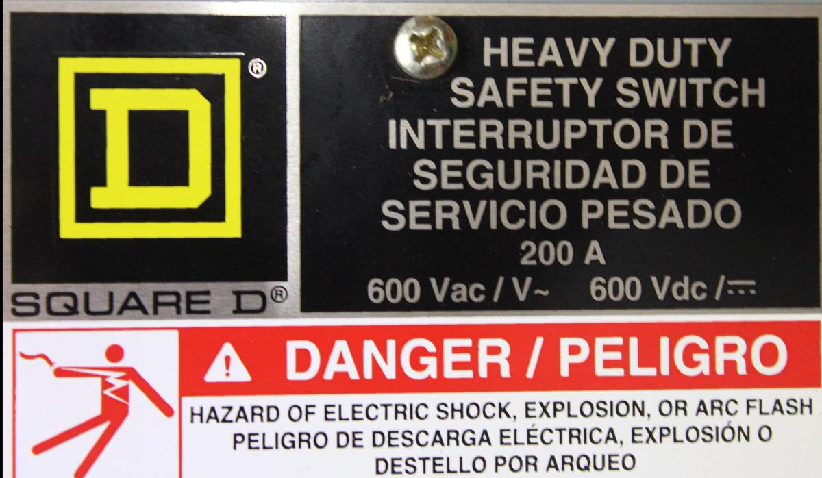 Used SQUARE D HEAVY DUTY DISCONNECT SWITCH HU364 200 AMP 600 VAC TYPE 1