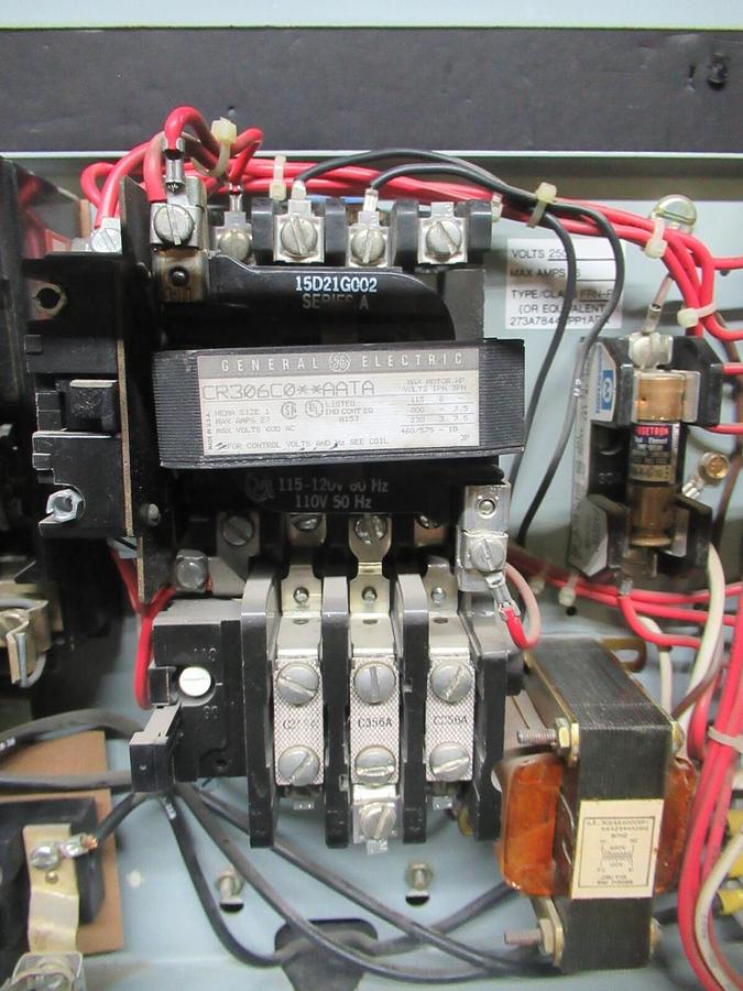 Used GE MCC MOTOR STARTER CONTROL 12" 8000 SER. W/ CR306C0**AATA NEMA SIZE 1 27 AMP
