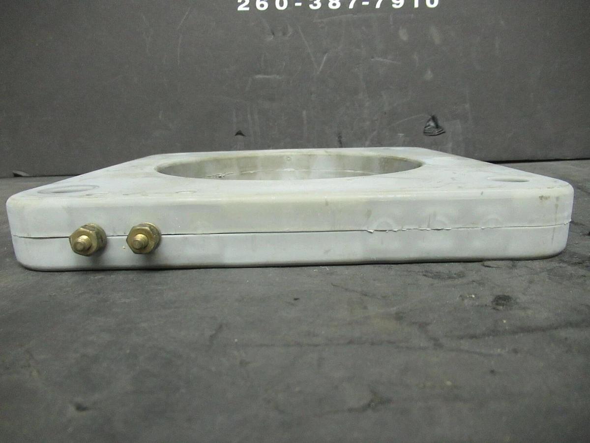 Used WESTINGHOUSE CURRENT TRANSFORMER SCM-2000 RATIO: 2000:5 A  600 VOLT