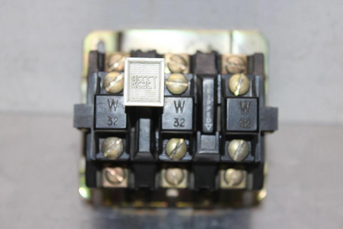 Used ALLEN-BRADLEY OVERLOAD RELAY 592-BOV16 600 VAC 7200 VA NEMA A600 3-POLE