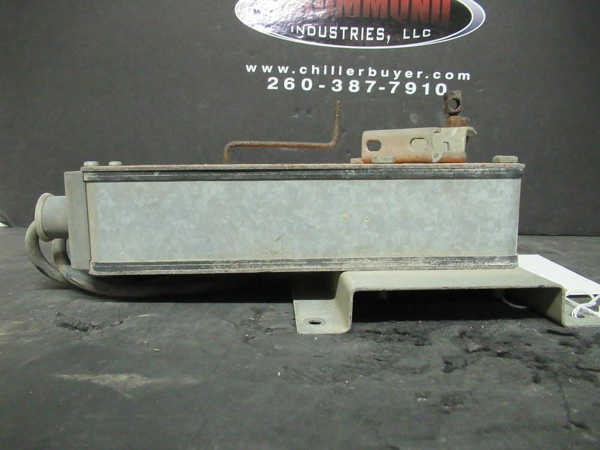 Used BELIMO SPRING RETURN ACTUATOR AF24-3-S-US 24 VAC/DC 10 VA 6W