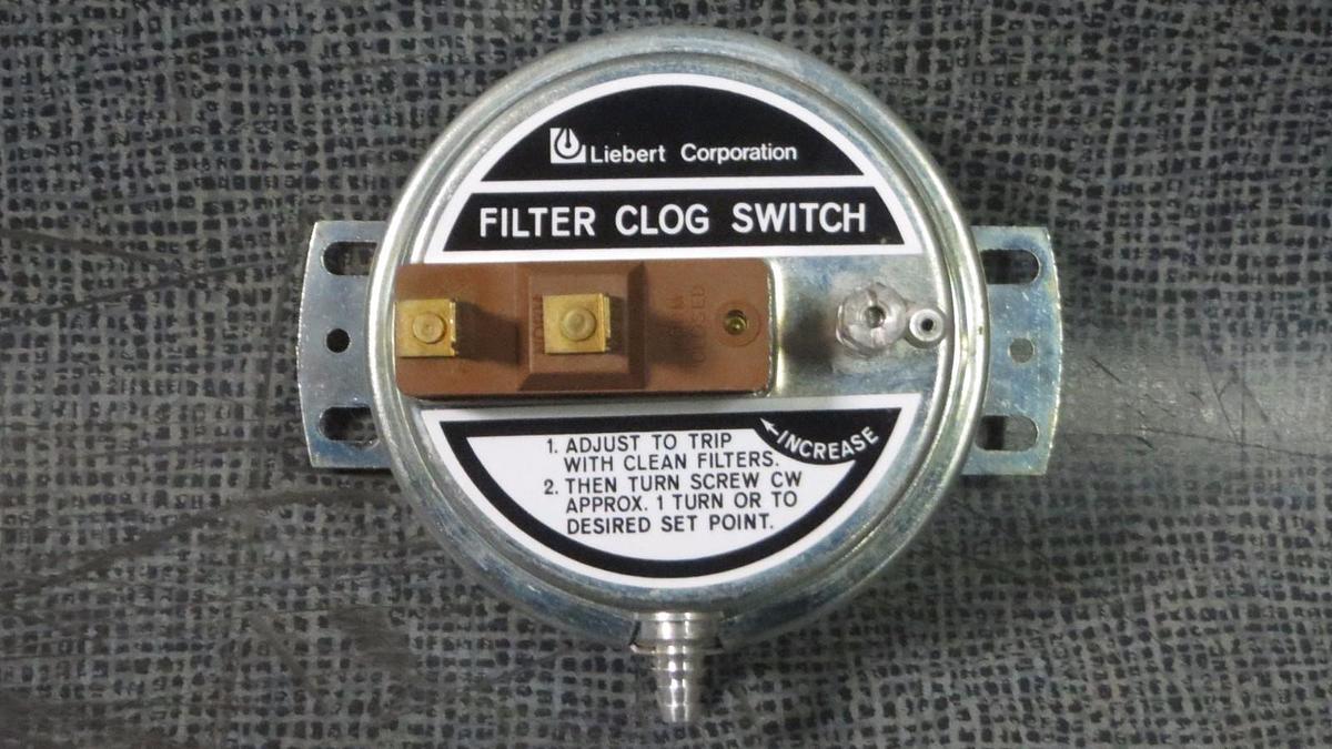 Used LIEBERT FILTER CLOG SWITCH 15 AMP TO 277 VAC  MODEL: AP4467 TRIDELTA .17 TO 5 WC