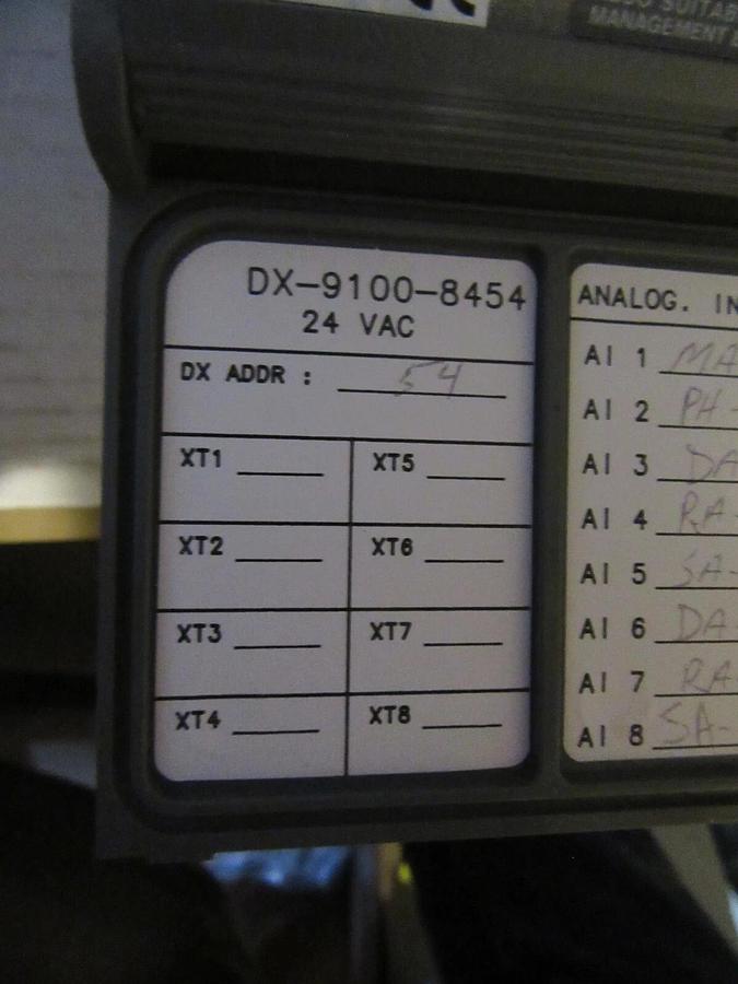 Used JOHNSON CONTROLS / METASYS DX-9100-8454 EXTENDED DIGITAL CONTROLLER 24 VAC