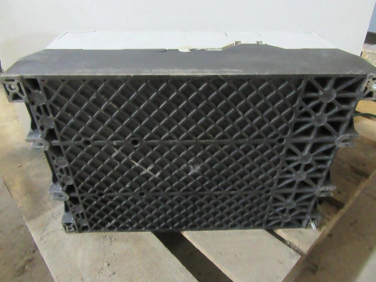 Used 650 AMP CONTINUOUS CUTLER HAMMER INSIDE THE DELTA - SOFT STARTER T801V65N3D