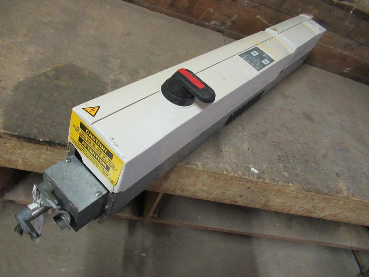 Used ABB VARIABLE SPEED DRIVE ACH401C00932 W/ BYPASS 7.5HP 3PHASE 480V 14.8A TYPE 1