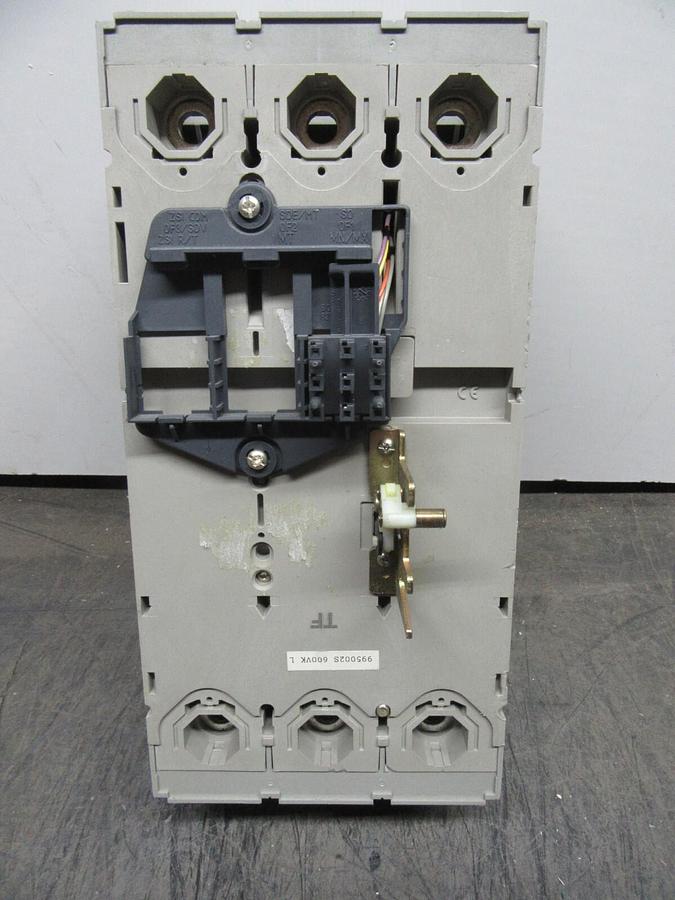 Used MERLIN GERIN MOLDED CASE SWITCH NSJ600A 600 AMP 600 VOLT 50/60 HZ **WARRANTY**