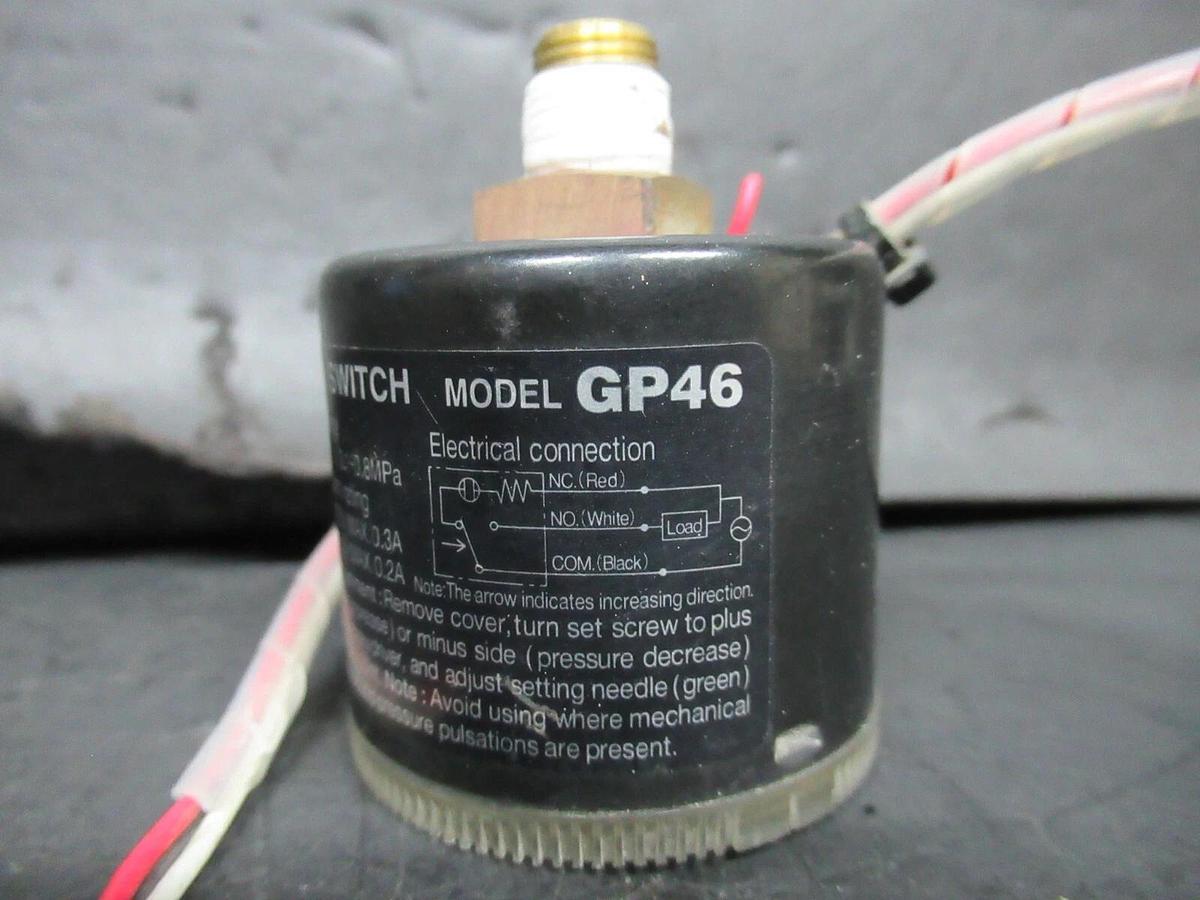 Used SMC PRESSURE GAUGE W/ SWITCH GP46 0-1 MPA 125/250 VOLT 0.3/0.2 AMP