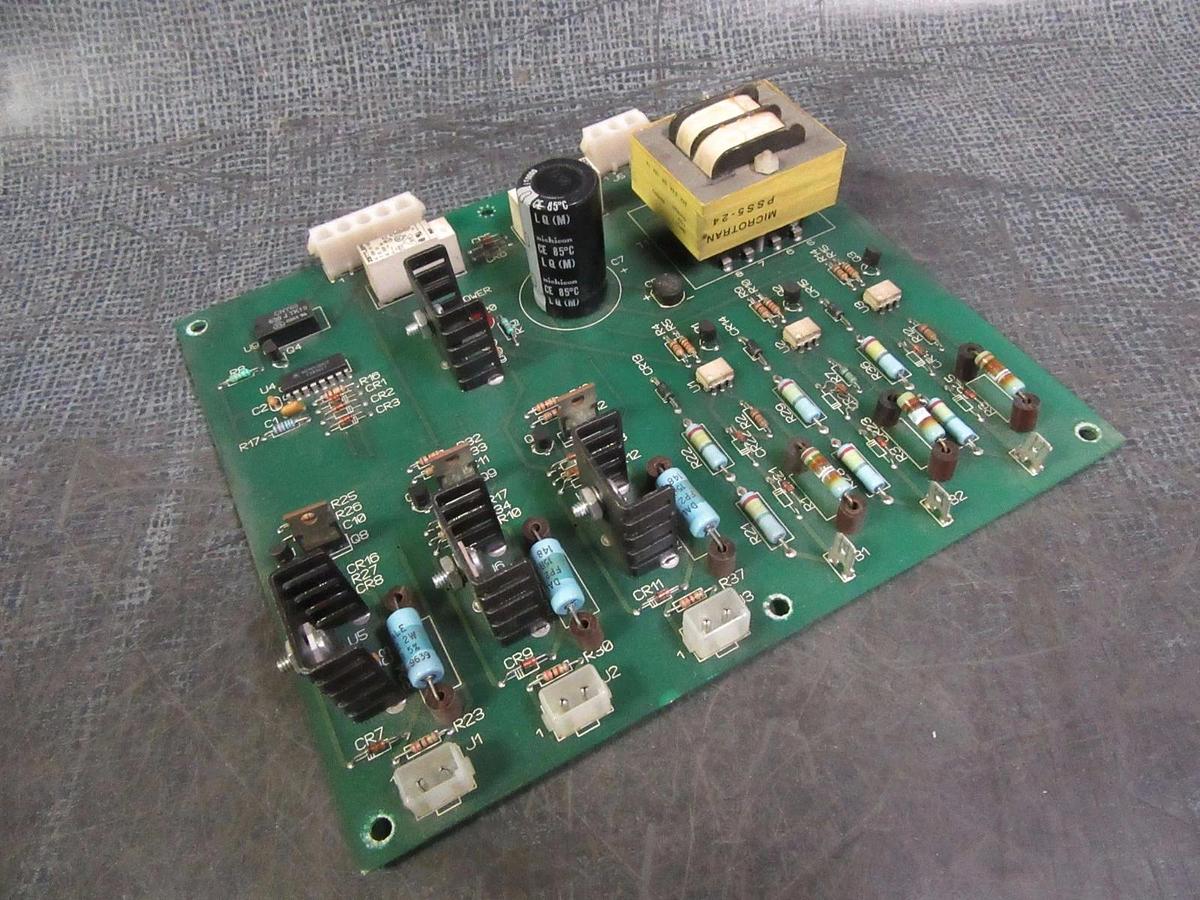 Used YORK SCR TRIGGER CIRCUIT BOARD MODEL/REVISION: 031-01472-000 REV D