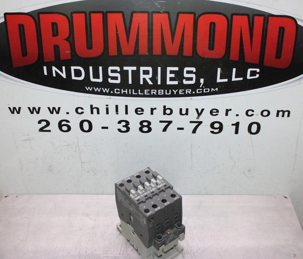 Used YORK CONTACTOR 024-31813-000 600 VAC 60 AMP 40 HP 3-POLE COIL: 110/120V