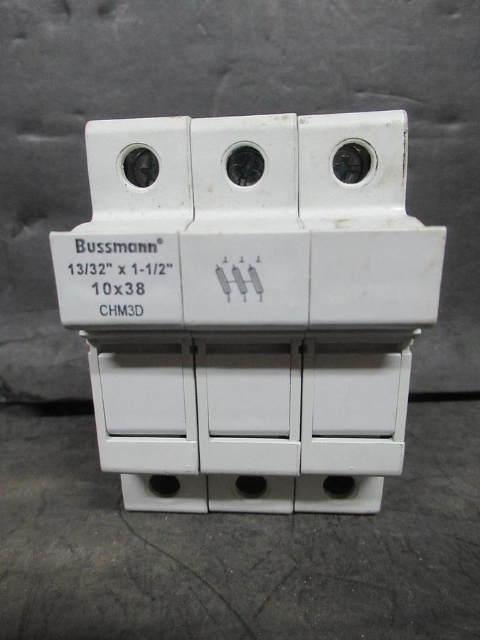 Used BUSSMANN FUSE HOLDER CHM3D 13/32"X1-1/2" 10X38 600 VOLT 30 AMP
