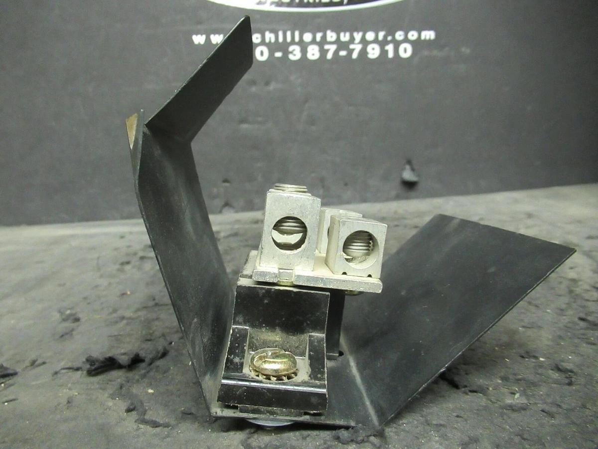 Used SQUARE D 100 AMP GROUNDABLE NEUTRAL ASSEMBLY SERIES B04 GROUND W/ LUGS SN100FA