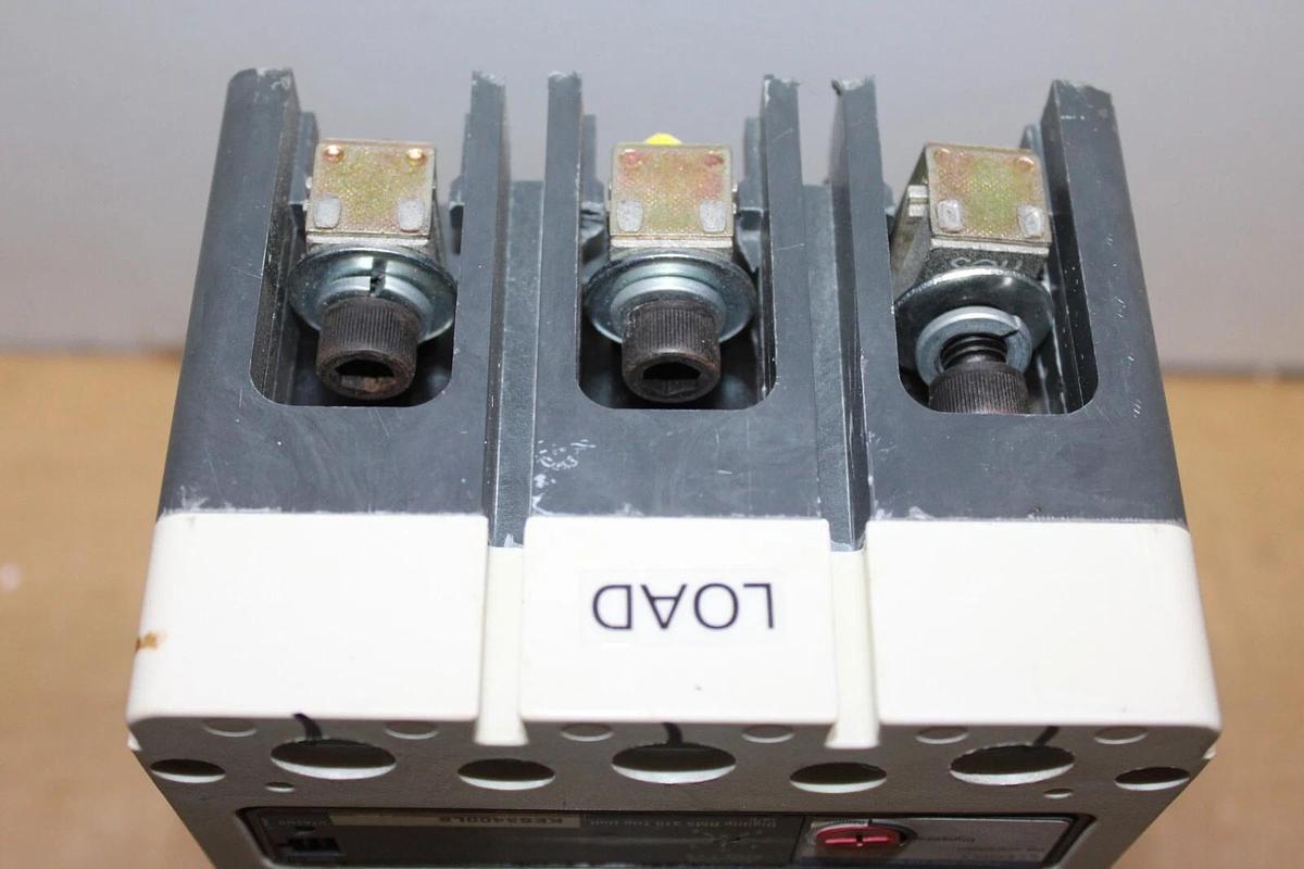 Used CUTLER HAMMER CIRCUIT BREAKER CHKD3400F 400 AMP 350 AMP TRIP 600 VAC 3-POLE