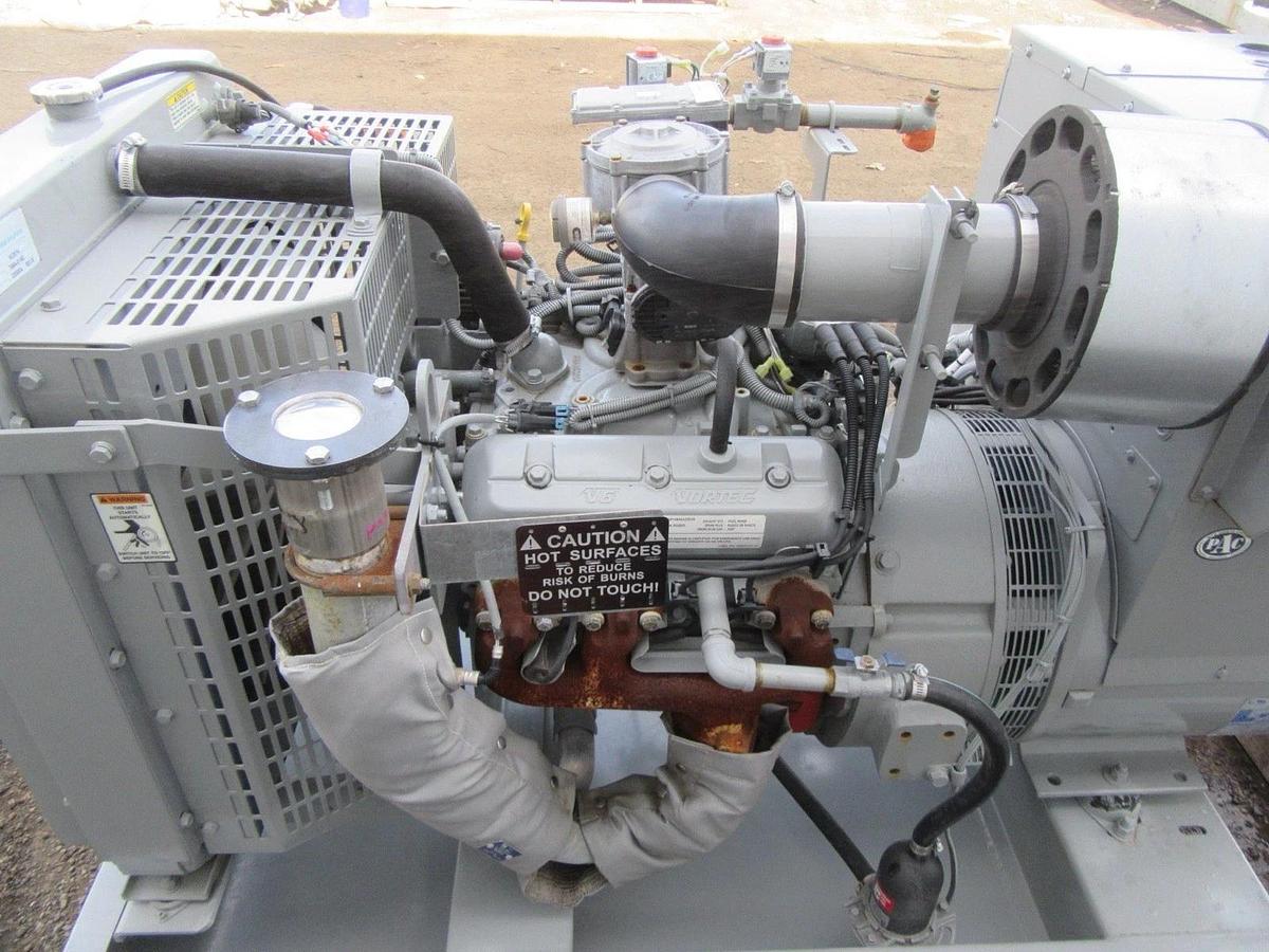 Used 30 KW GENERATOR MTU 4.3 NATURAL GAS LP PROPANE 120/240 VOLT 1PH 89 HRS 40KW 2015