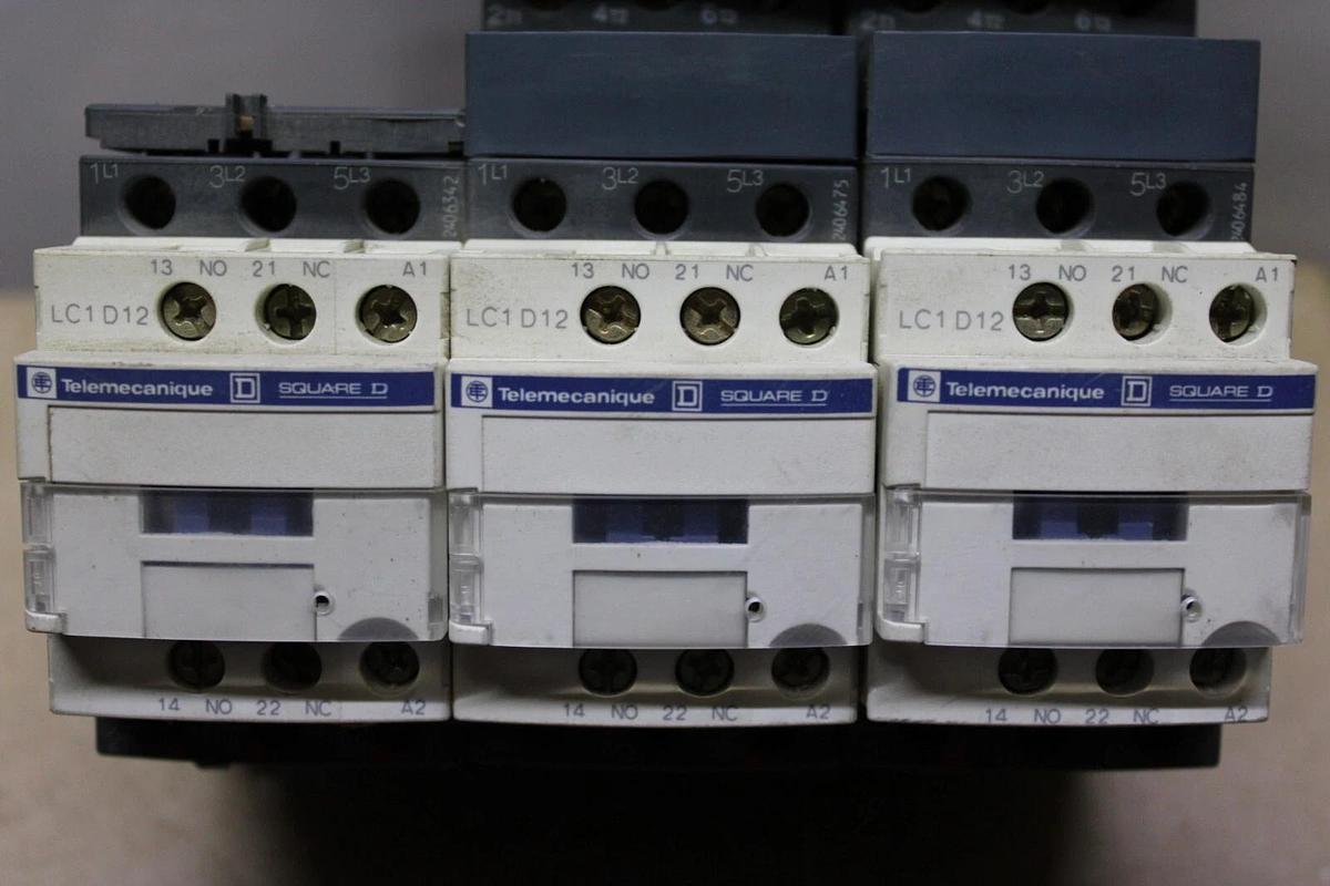 Used TELEMECANIQUE DELTA STARTER LC1D12 25 AMP 3-PHASE 600V 10HP W/ GV2ME14/6-10A