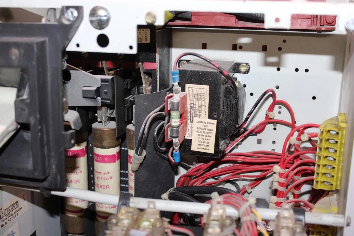 Used CUTLER HAMMER MCC STARTER BUCKET 2100 FREEDOM 24" CL75250-6 100 AMP SIZE 3