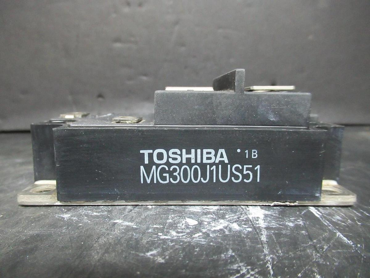 Used TOSHIBA IGBT POWER MODULE MG300J1US51 **WARRANTY INCLUDED**