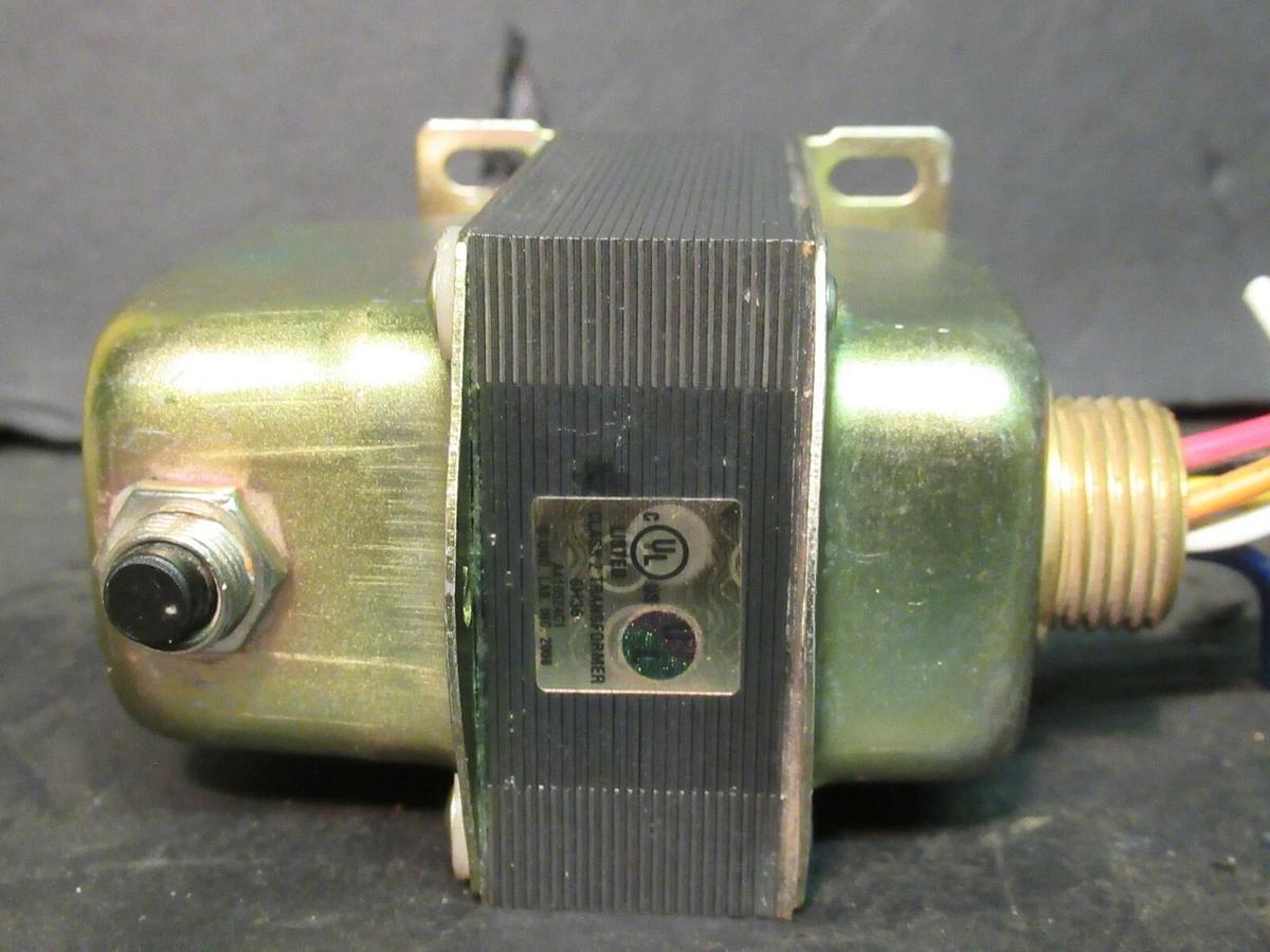 Used 0.050 (50 VA) HONEYWELL CONTROL TRANSFORMER 120 208 240 VAC TO 24 V AT150F 1022