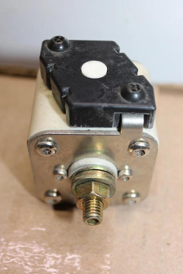 Used BUSSMANN SQUARE BODY FUSE 170M4462 400 AMP 700 VAC **WARRANTY INCLUDED**