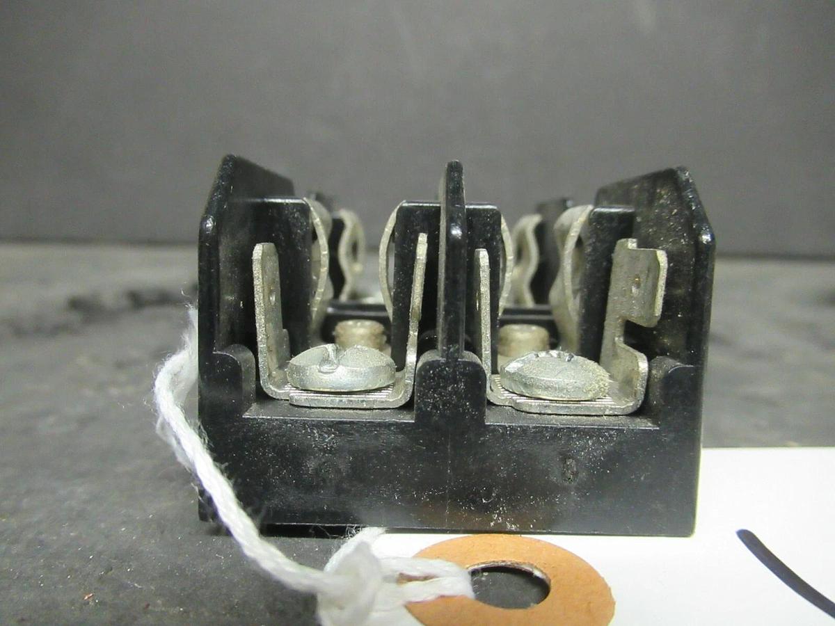 Used LOT OF 2 BUSSMAN FUSE HOLDER BM6032SQ FOR 30 AMP 600 V FUSES **WARRANTY**