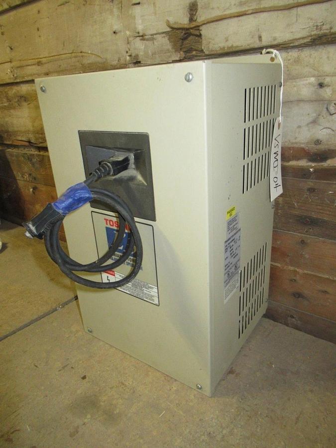 Used TOSHIBA VARIABLE SPEED DRIVE HK30AA032 230V 7.5HP 24A 3 PHASE TYPE: 1