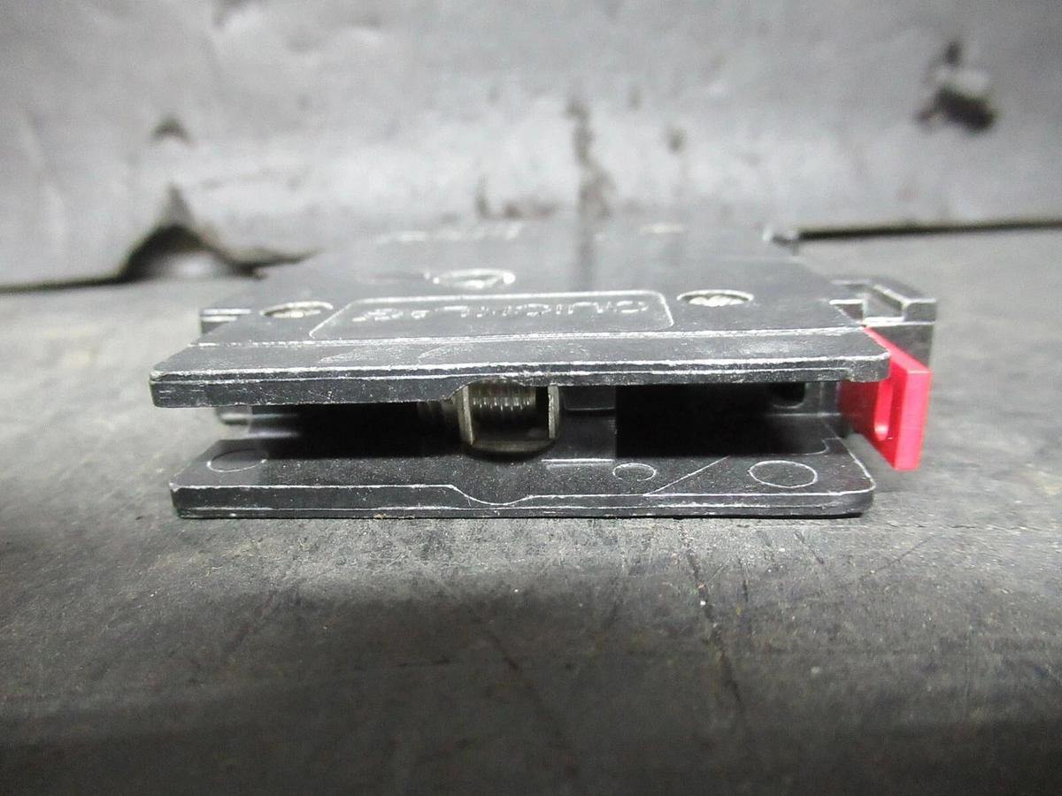 Used CUTLER-HAMMER CIRCUIT BREAKER QCR1015 15 AMP 240 VAC SINGLE POLE TYPE: HACR