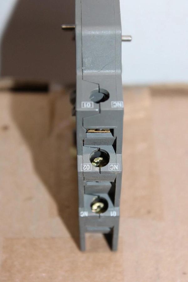 Used LOT OF 5 ABB VE5-2 MECHANICAL INTERLOCK 690 VAC 16 AMP **WARRANTY**